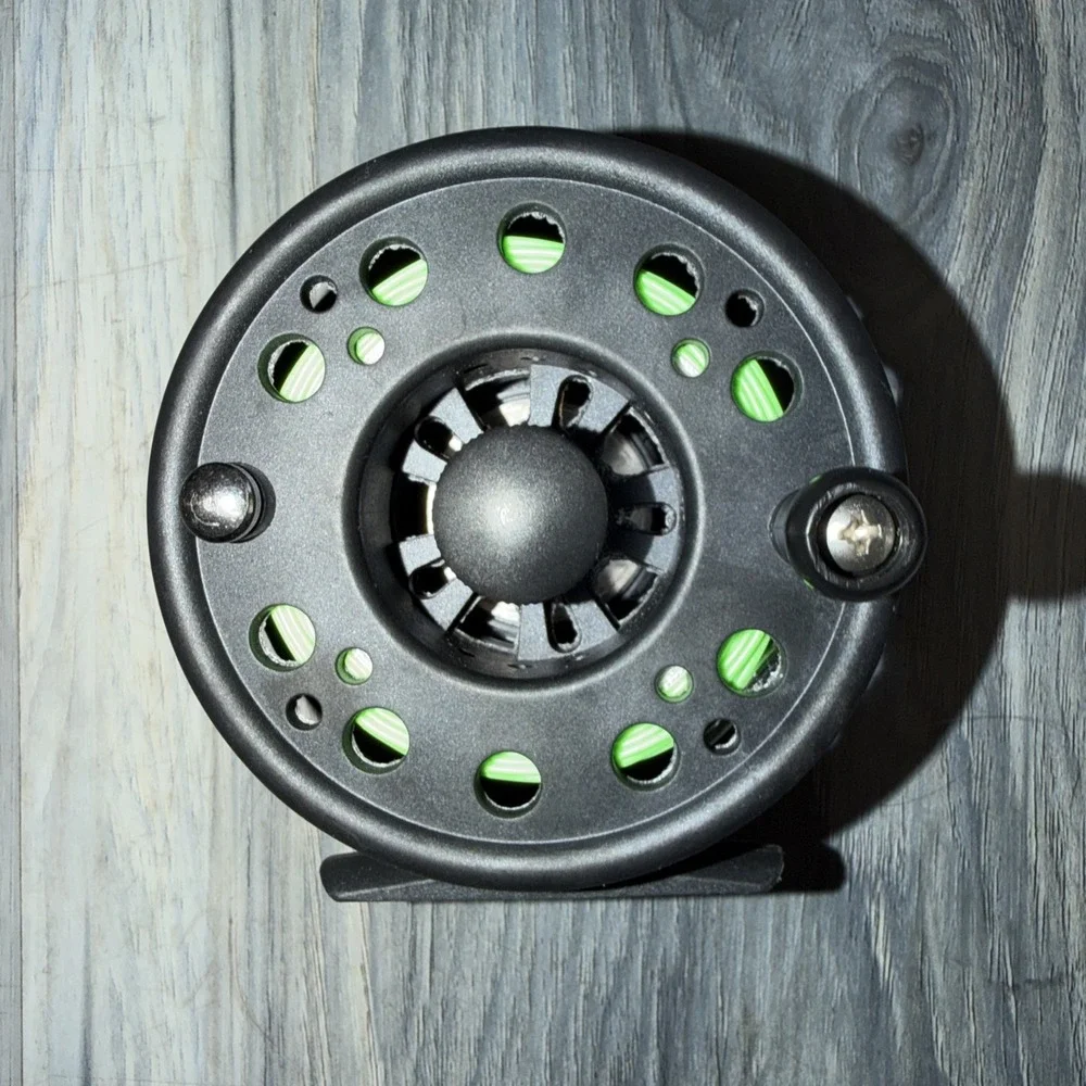 NEW Scheels Outfitters Fly Fishing Reel Green Line Pre-Spooled Lightweight